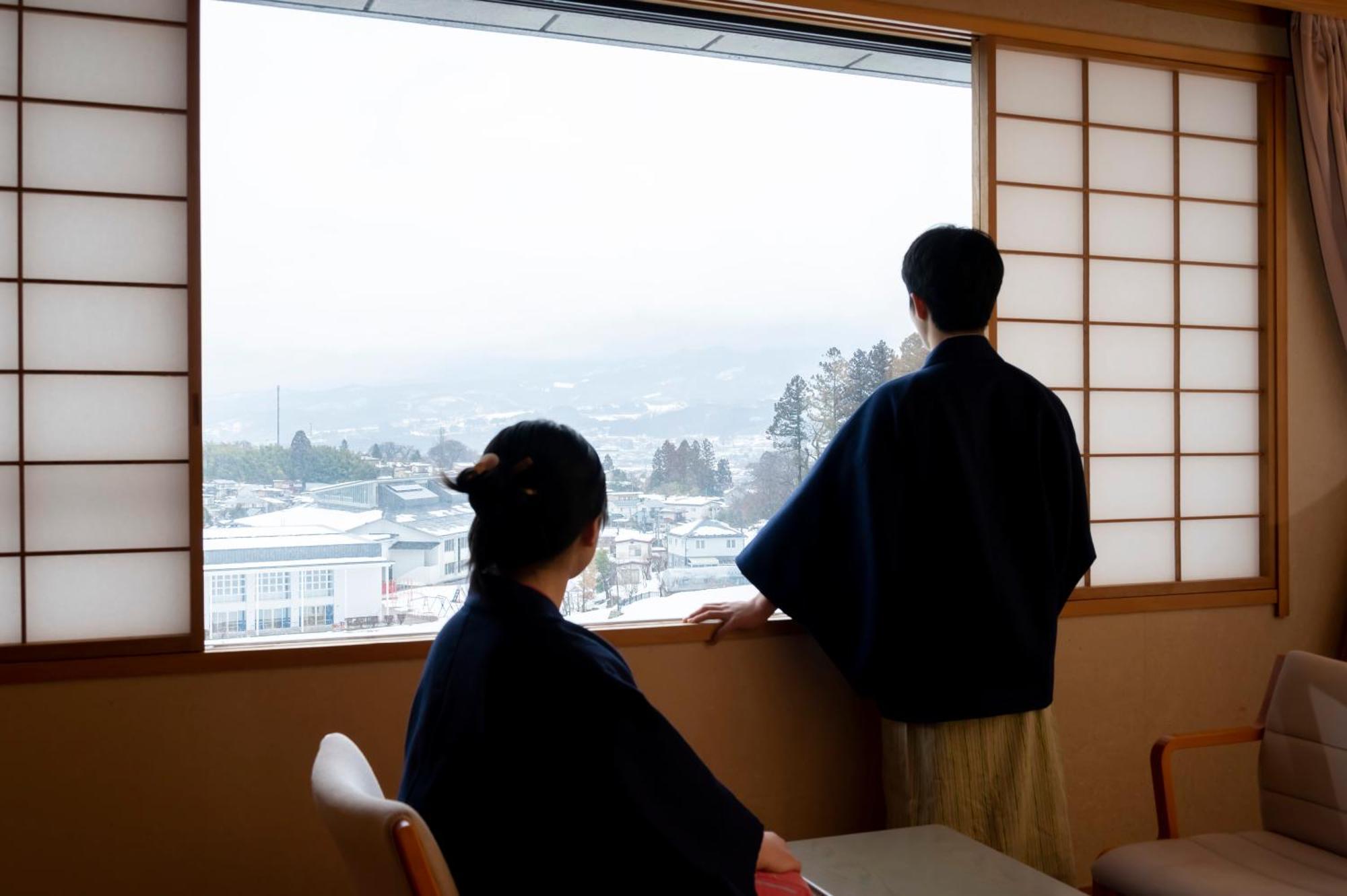 Senkeien Tsukioka Hotel Kaminoyama Exterior photo